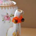 Flower Earrings with Gemsto..